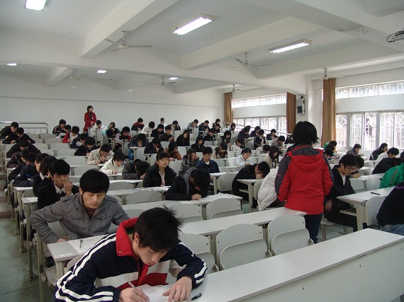 福建福州2010年1月自考圆满结束(图)4