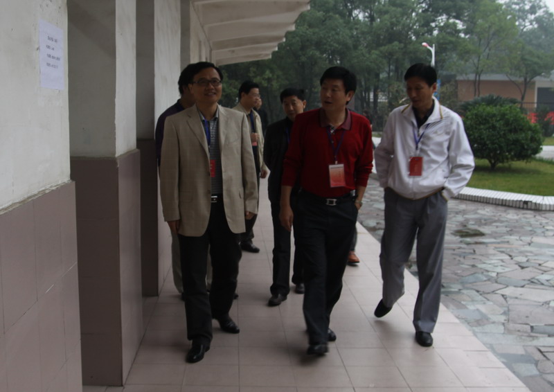 湖北宜昌2011年10月自考顺利举行1