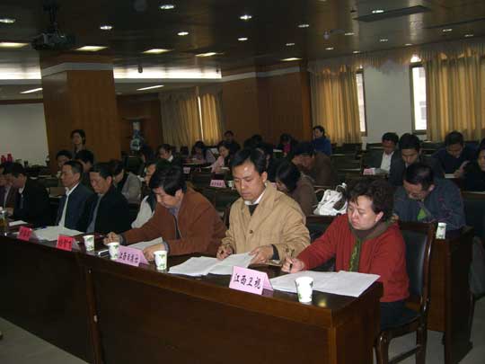 江西省教育厅举行2007年第四次新闻发布会4